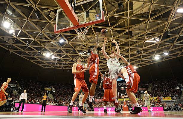 往凝聚着无 往凝聚着无