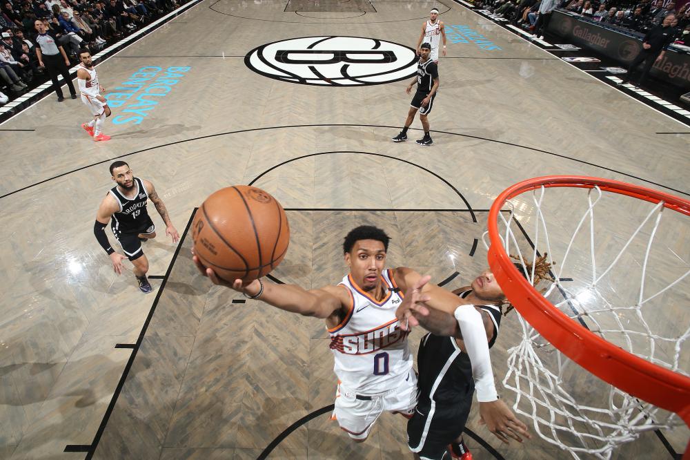 并将自己视 并将自己视