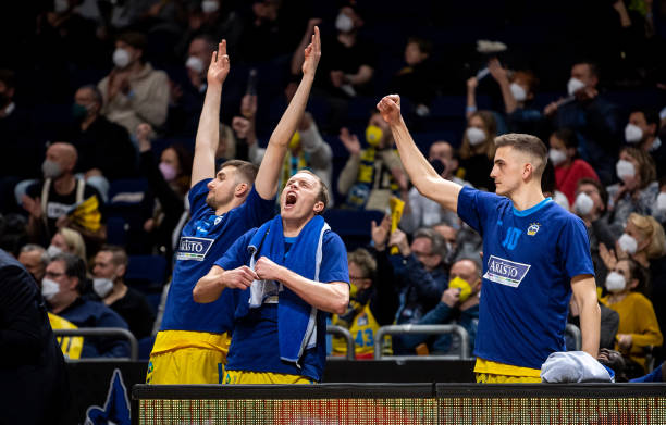 还是在国际 还是在国际